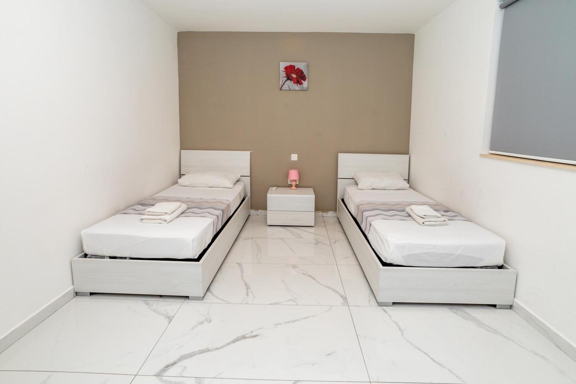 New 3 Bedroom Apartment A1 Σεντ Πόλς Μπέι Εξωτερικό φωτογραφία